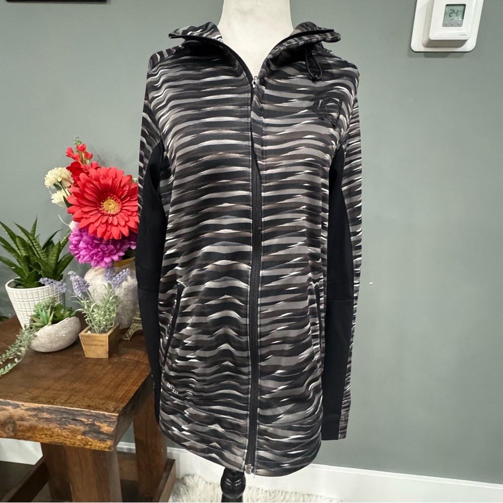 Nike Dri-FIT Striped Jacket